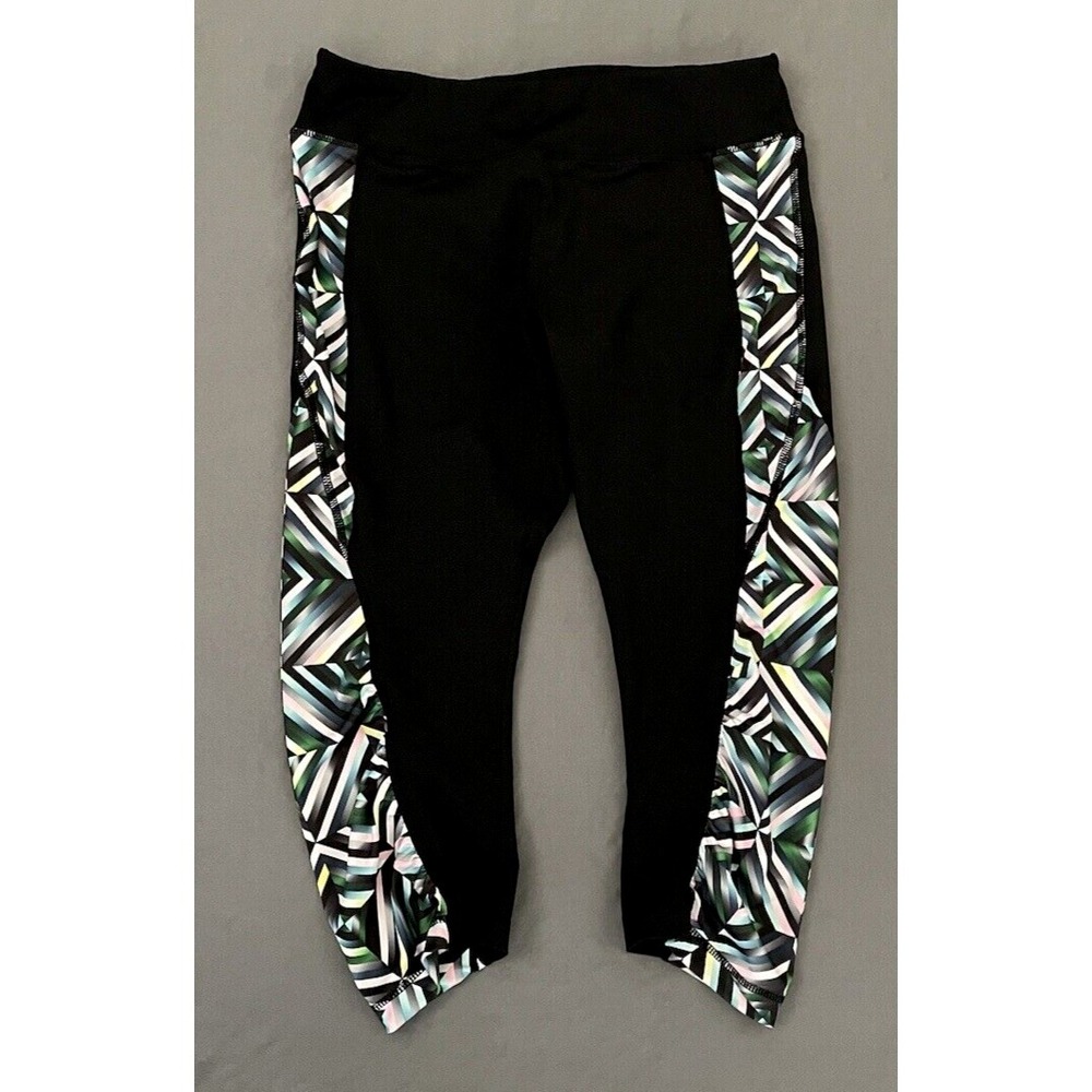 CYNTHIA ROWLEY Capri Leggings Womens Size Medium Black Yoga Athletic Gym